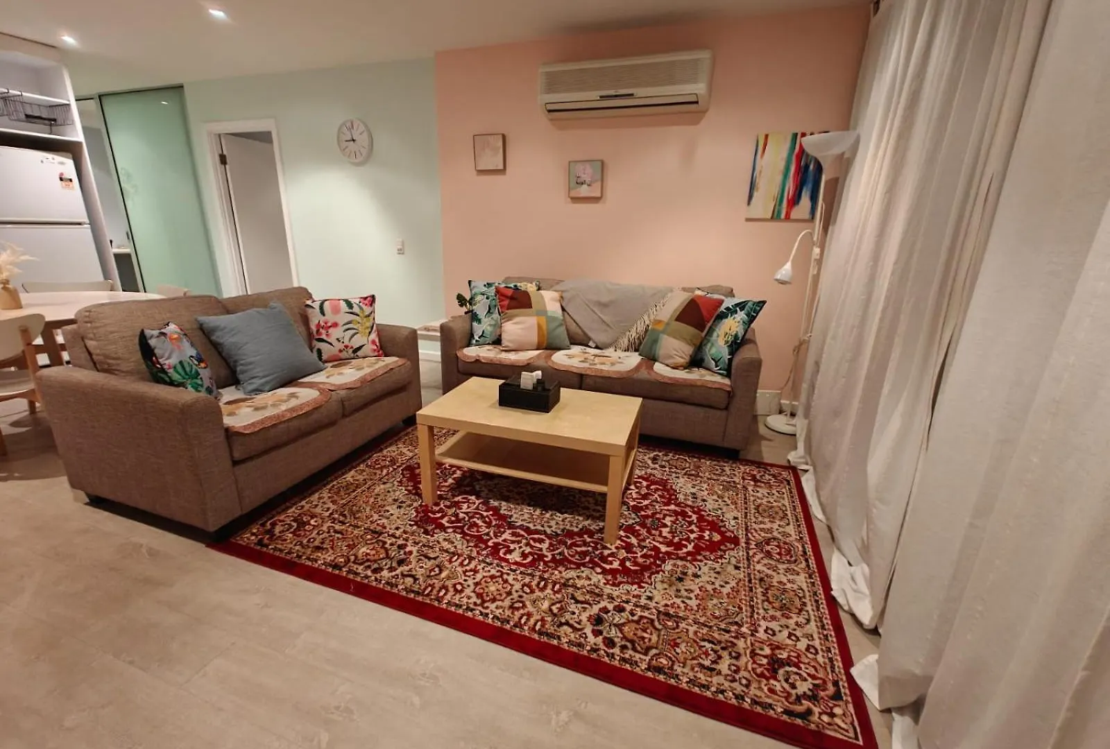 Luxury 2Br Apartment In The Heart Of Cbd Adelaida Australia